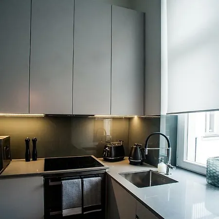Swiety 7 * Poznań
